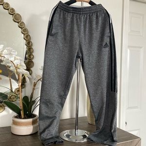 Adidas gray drawstring sweatpants for boys size medium (10/12)